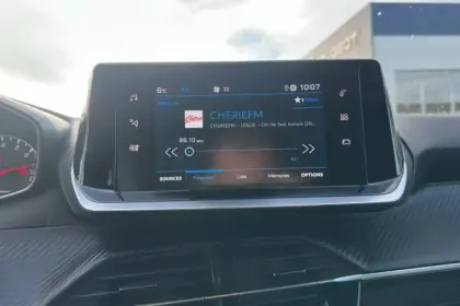 Photo 15 Peugeot 208  PureTech 100 S&S EAT8