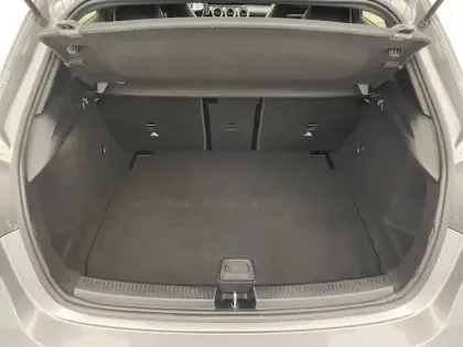 Photo 44 Mercedes Classe A Gén. IV (W177) Ph1 AMG Line 5