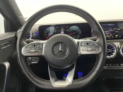 Photo 25 Mercedes Classe A Gén. IV (W177) Ph1 AMG Line 5