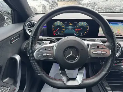 Photo 9 Mercedes Classe A  200 7G-DCT