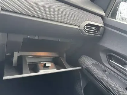 Photo 35 Dacia Jogger  ECO-G 100 5 places