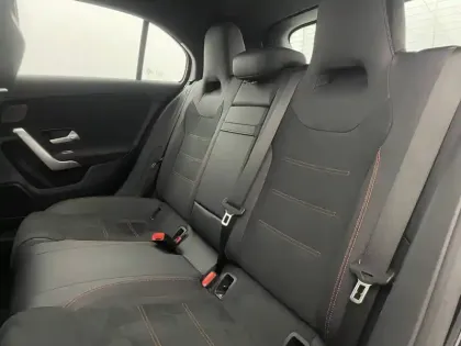 Photo 38 Mercedes Classe A  250 e 8G-DCT