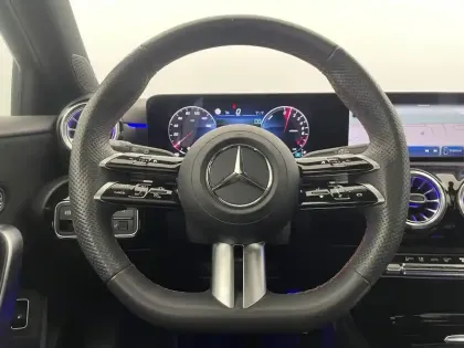 Photo 45 Mercedes Classe A  250 e 8G-DCT