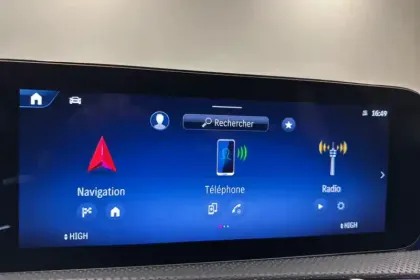 Photo 11 Mercedes Classe A  250 e 8G-DCT