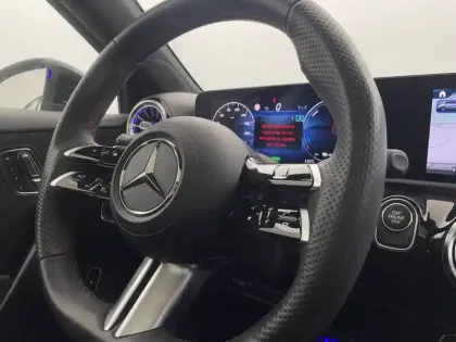 Photo 47 Mercedes Classe A  250 e 8G-DCT