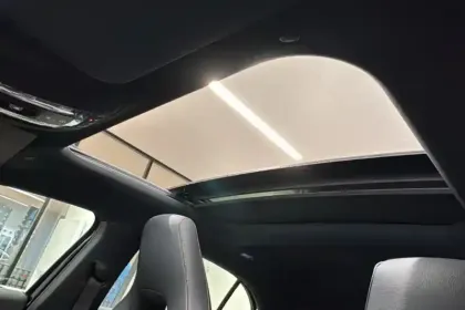 Photo 18 Mercedes Classe A  250 e 8G-DCT