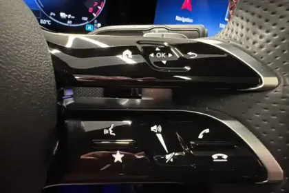 Photo 14 Mercedes Classe A  250 e 8G-DCT