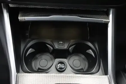 Photo 29 BMW Serie 3 320d 190 ch BVA8