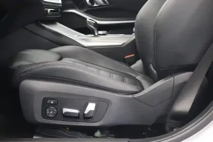 Photo 9 BMW Serie 3 320d 190 ch BVA8