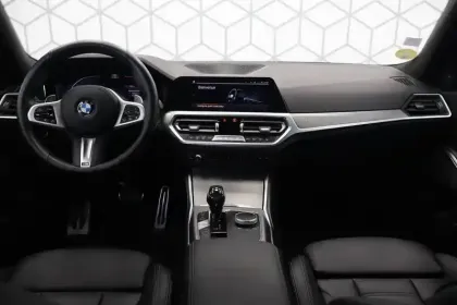 Photo 34 BMW Serie 3 320d 190 ch BVA8