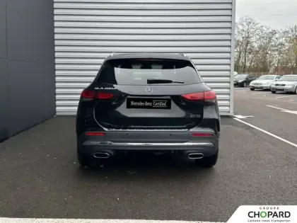 Photo 60 Mercedes GLA  200 d 8G-DCT