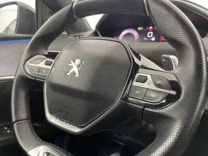 Photo 64 Peugeot 3008 Gén. II Ph2 NG GT 5