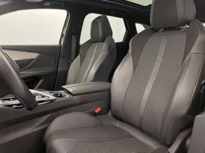 Photo 47 Peugeot 3008 Gén. II Ph2 NG GT 5