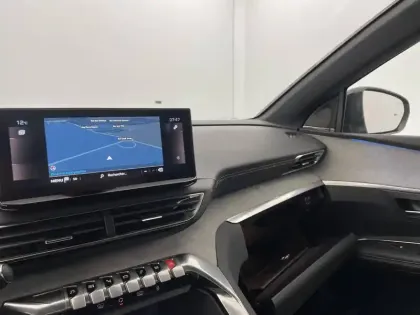 Photo 29 Peugeot 3008  BlueHDi 130ch S&S EAT8