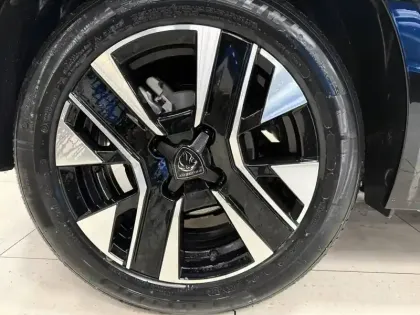 Photo 9 Peugeot 208  Hybrid 100 e-DCS6