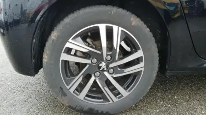 Photo 13 Peugeot 208  BlueHDi 100 S&S BVM6