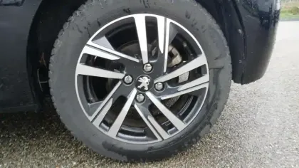 Photo 12 Peugeot 208  BlueHDi 100 S&S BVM6