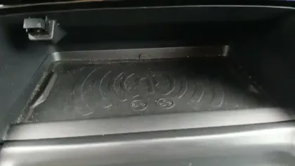 Photo 27 Peugeot 208  BlueHDi 100 S&S BVM6