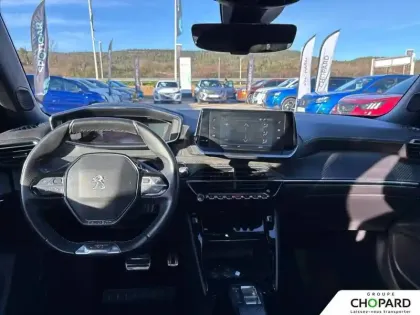 Photo 32 Peugeot 2008  Electrique 136 ch