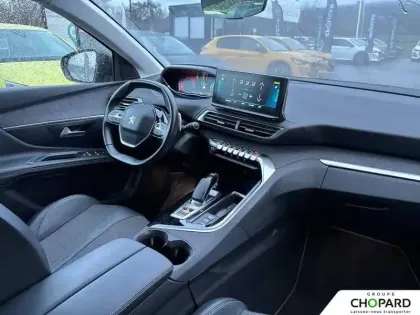 Photo 107 Peugeot 3008  Hybrid 225 e-EAT8