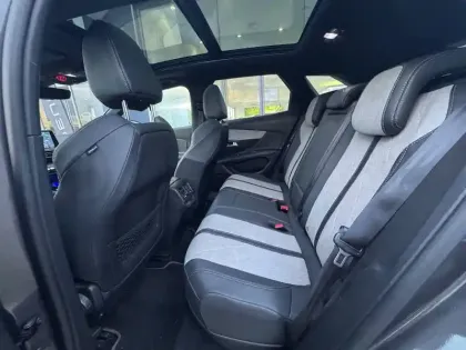 Photo 40 Peugeot 3008  Hybrid4 300 e-EAT8