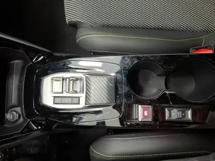 Photo 22 Peugeot 208  Hybrid 110 e-DCS6