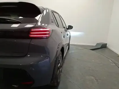 Photo 24 Peugeot 208  Hybrid 110 e-DCS6