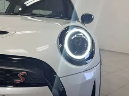 Photo 88 Mini Mini Hatch 5 Portes Cooper S 178 ch DKG7