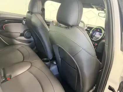 Photo 69 Mini Mini Hatch 5 Portes Cooper S 178 ch DKG7