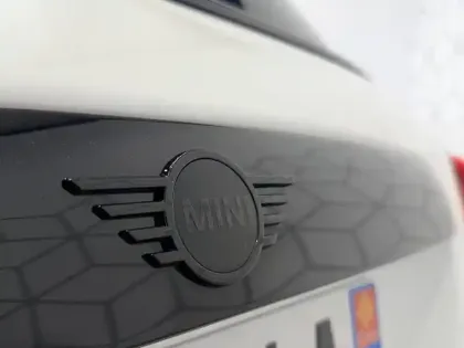 Photo 59 Mini Mini Hatch 5 Portes Cooper S 178 ch DKG7