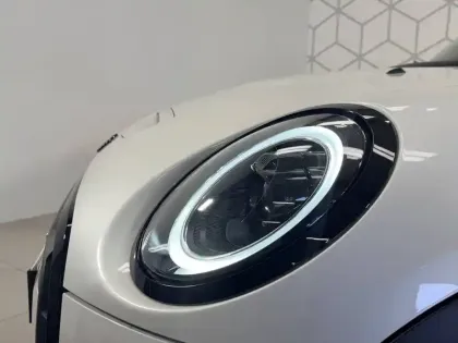 Photo 10 Mini Mini Hatch 5 Portes Cooper S 178 ch DKG7