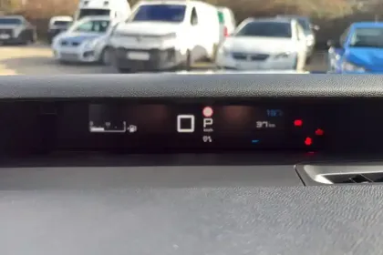 Photo 12 Citroën C3  Hybride 110 ch e-DCS6