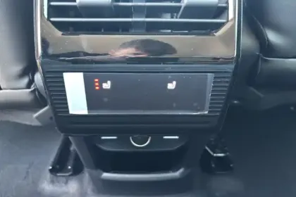 Photo 33 Citroën C5 aircross e- 210 autonomie confort