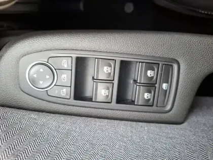 Photo 158 Renault Clio  TCe 90 ch GSR2