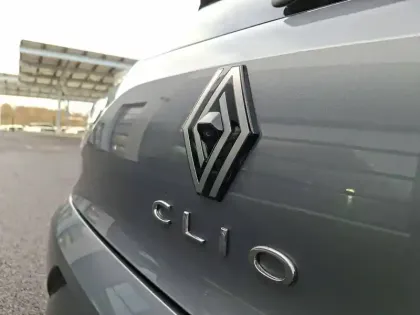 Photo 10 Renault Clio  TCe 90 ch GSR2