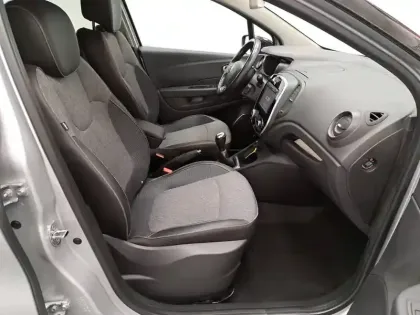 Photo 23 Renault Captur  dCi 90