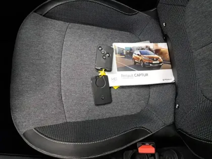Photo 38 Renault Captur  dCi 90