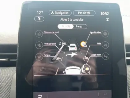 Photo 26 Renault Clio  E-Tech full hybrid 145 ch GSR2