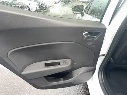 Photo 36 Renault Clio  E-Tech full hybrid 145 ch GSR2