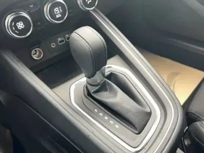 Photo 32 Renault Clio  E-Tech full hybrid 145 ch GSR2