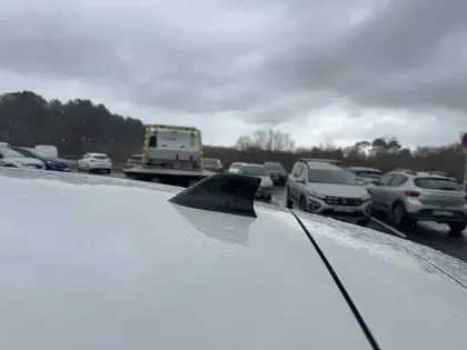 Photo 10 Renault Clio  E-Tech full hybrid 145 ch GSR2