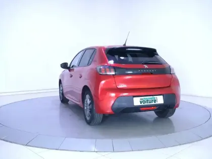 Photo 60 Peugeot 208  PureTech 100 S&S BVM6