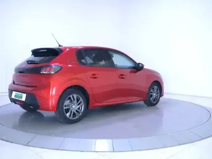 Photo 58 Peugeot 208  PureTech 100 S&S BVM6