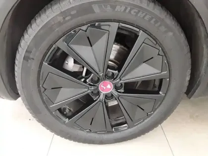 Photo 12 DS DS 7 DS7 Crossback Hybride E-Tense 225 EAT8