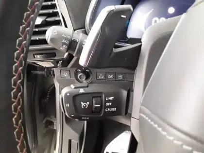 Photo 20 DS DS 7 DS7 Crossback Hybride E-Tense 225 EAT8