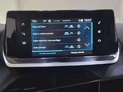 Photo 19 Peugeot 208  BlueHDi 100 S&S BVM6