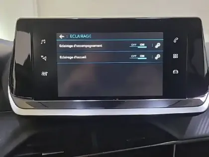 Photo 20 Peugeot 208  BlueHDi 100 S&S BVM6