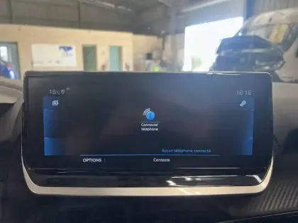 Photo 17 Peugeot 2008 Gén. II Ph1 NG Allure Pack 5