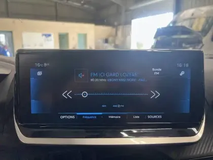 Photo 13 Peugeot 2008 Gén. II Ph1 NG Allure Pack 5