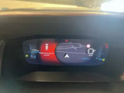 Photo 12 Peugeot 2008 Gén. II Ph1 NG Allure Pack 5